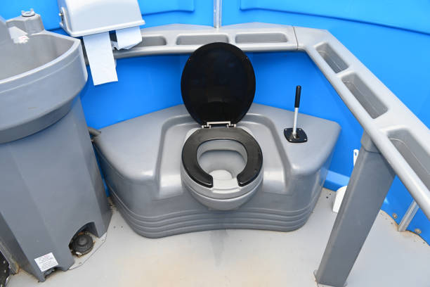 Best Porta potty rental near me  in Swisher, IA